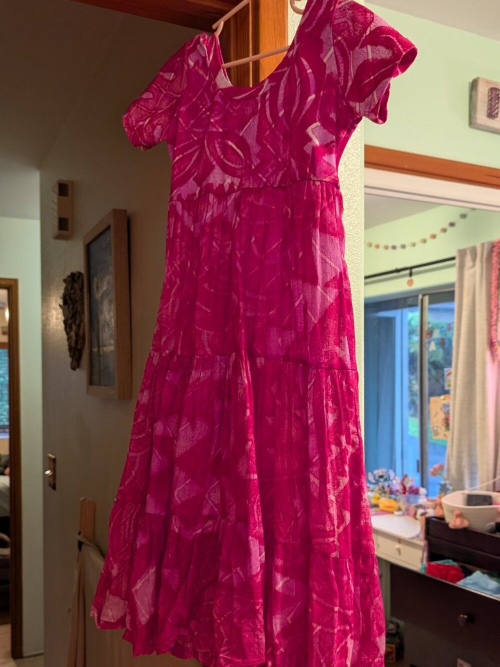 TAV Pacific Girls Dress Size 8